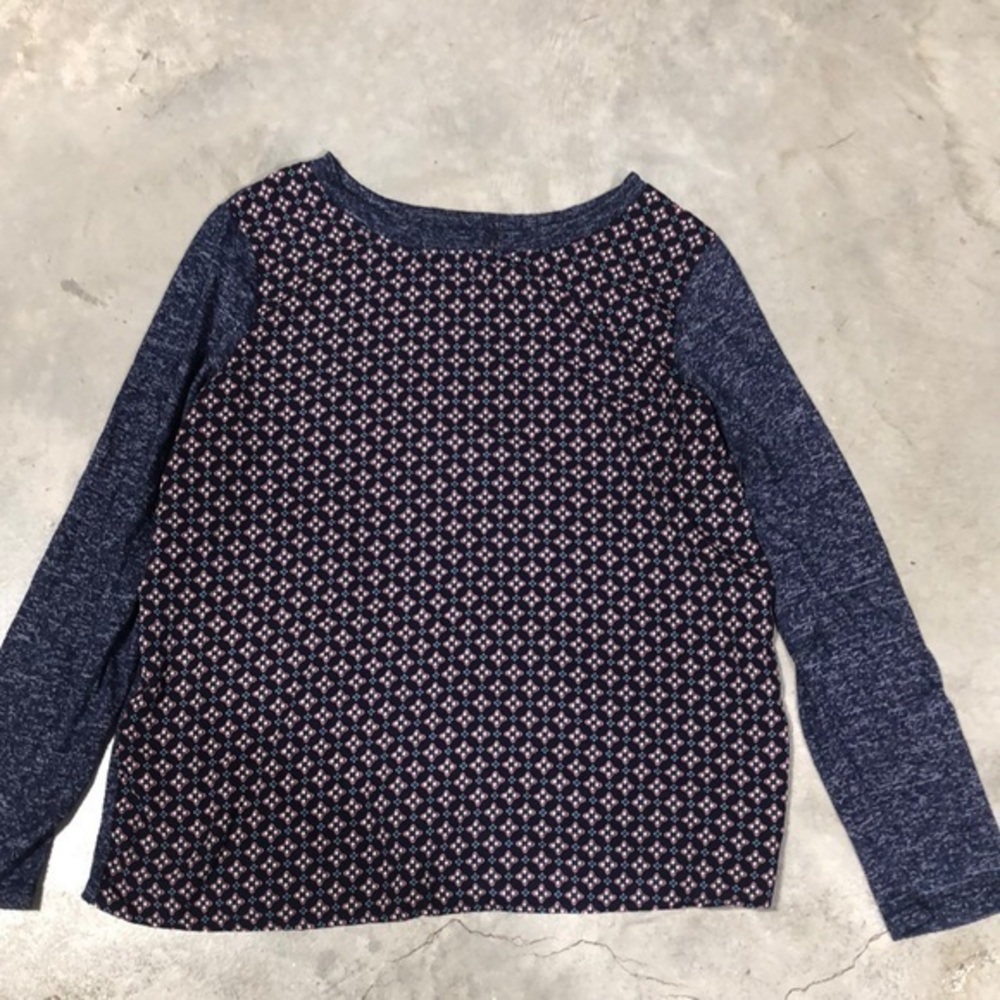 Kaileigh‎ size large tunic S121